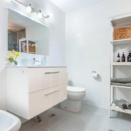 Exclusive With Sea View Apartment